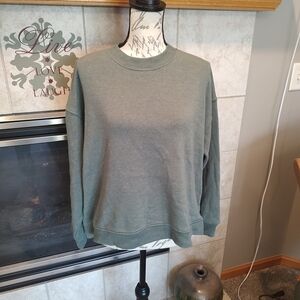 💥3/$20 American Eagle Womans Soft Green Sweatshirt Size XS Baggy Big!